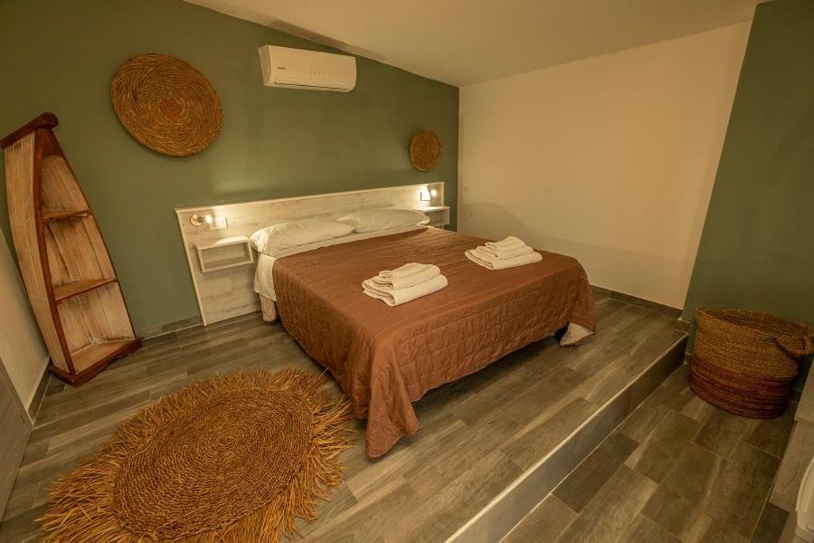 Riva Del Sol Beach Resort Санта Катерина дело Йонио Екстериор снимка